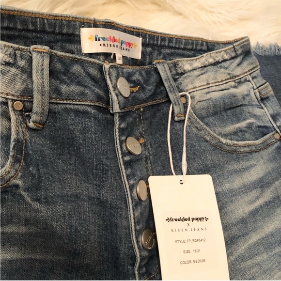 NWT Risen x Freckled Poppy Button Down Wide Leg Jeans Distressed Hem - Picture 5 of 10
